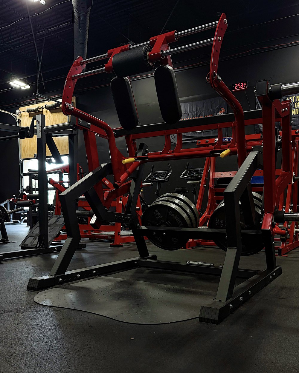 Power Squat at House of Champions Gym